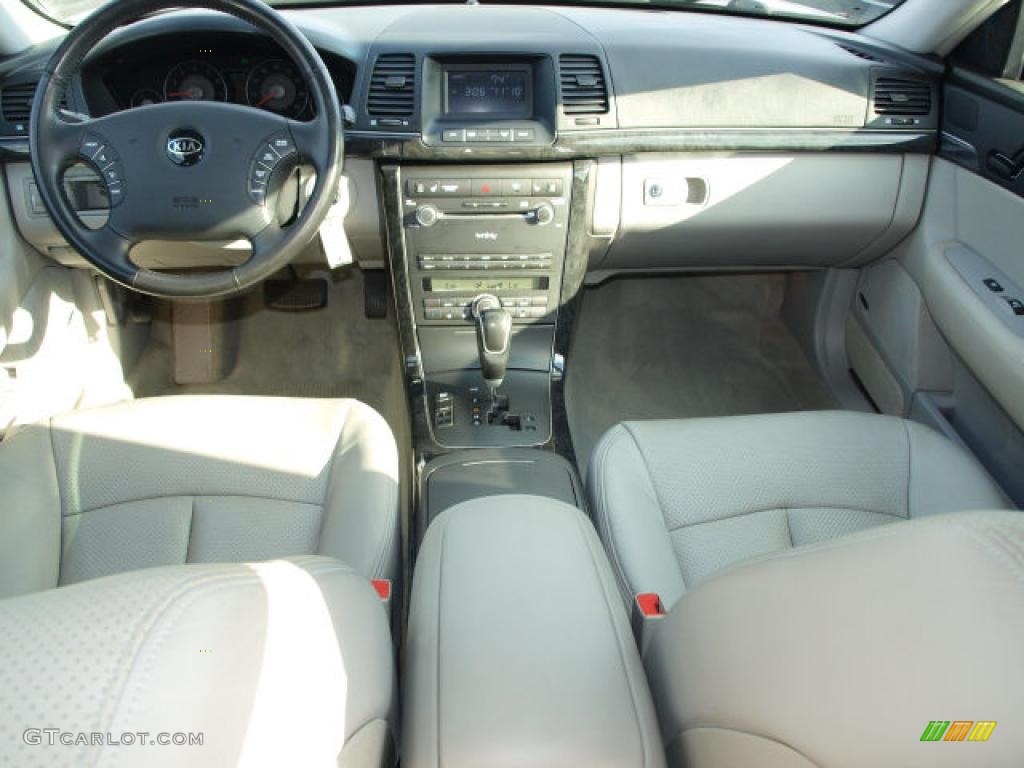 2007 Kia Amanti Standard Amanti Model Gray Dashboard Photo #41211471