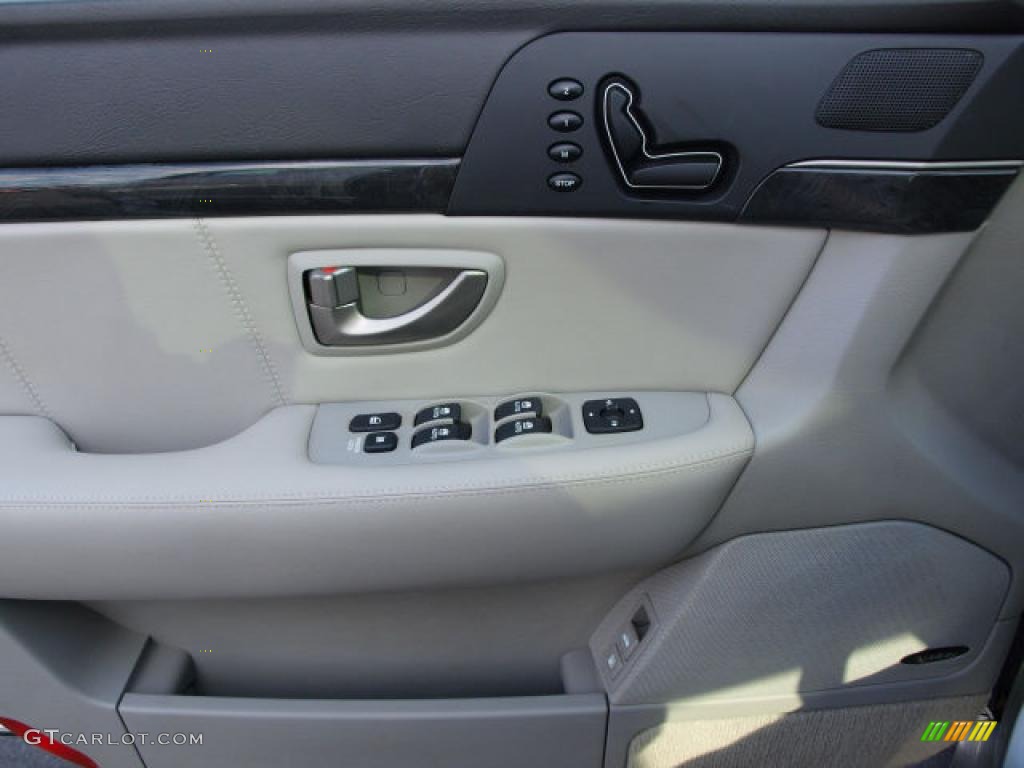 2007 Kia Amanti Standard Amanti Model Controls Photos