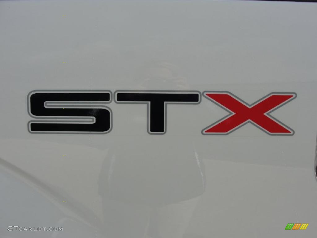 2010 F150 STX SuperCab - Oxford White / Medium Stone photo #15