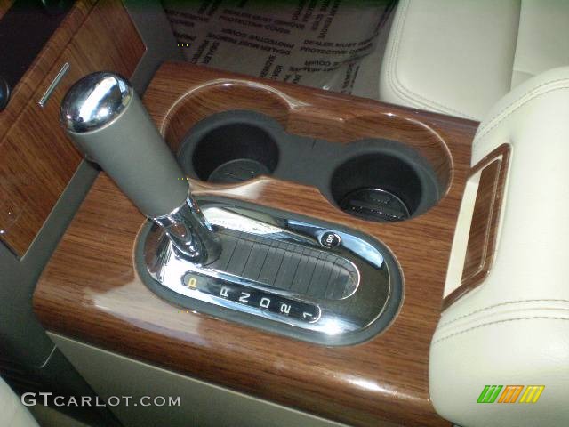 2004 F150 Lariat SuperCrew - Medium Wedgewood Blue Metallic / Tan photo #40