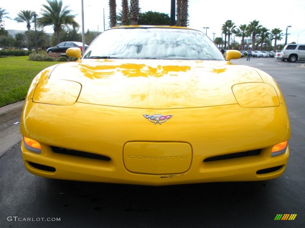 Millenium Yellow 2003 Chevrolet Corvette Coupe Exterior Photo #41215123