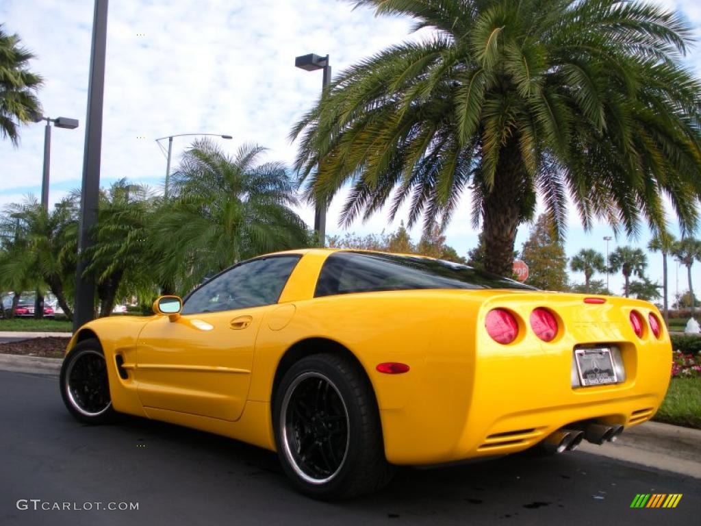 Millenium Yellow 2003 Chevrolet Corvette Coupe Exterior Photo #41215207