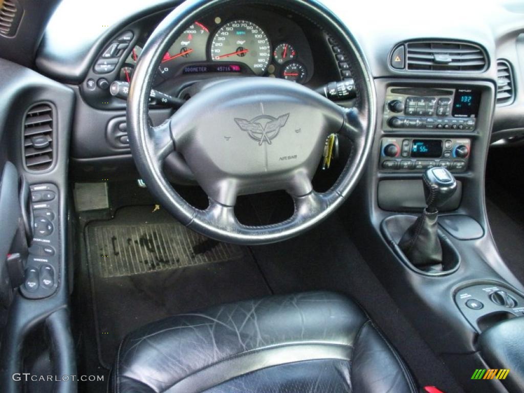2003 Chevrolet Corvette Coupe Black Dashboard Photo #41215343