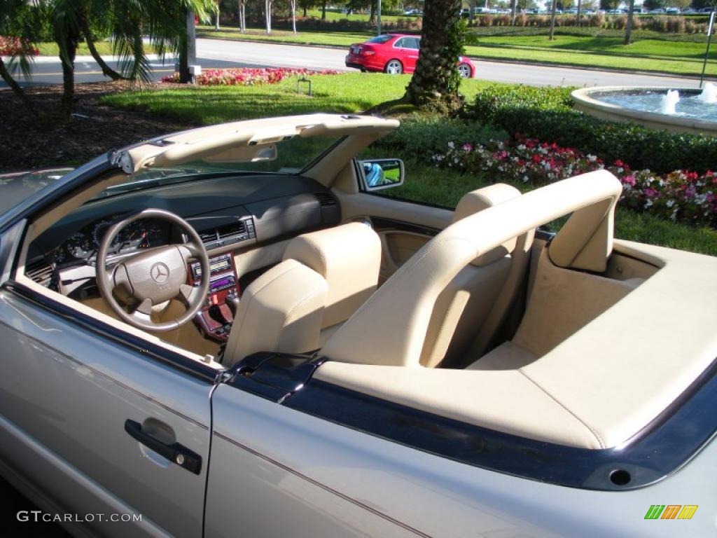 Parchment Beige Interior 1997 Mercedes-Benz SL 500 Roadster Photo #41215819