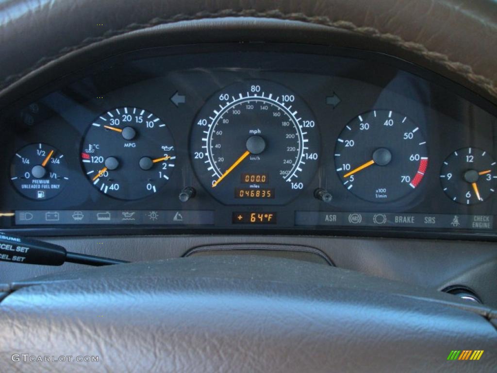 1997 Mercedes-Benz SL 500 Roadster Gauges Photo #41216031