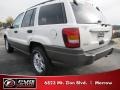 Stone White - Grand Cherokee Laredo Photo No. 2