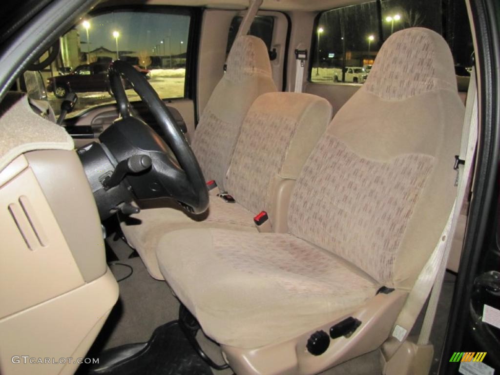 Medium Prairie Tan Interior 1999 Ford F250 Super Duty XL Extended Cab 4x4 Photo #41219563