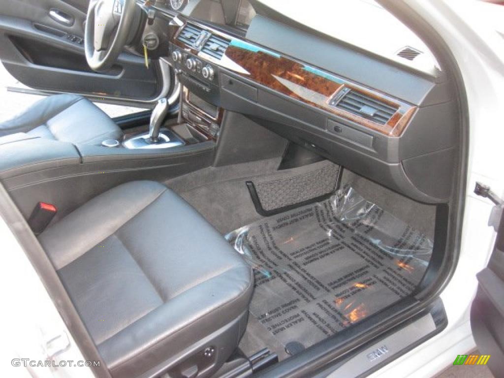 2008 BMW 5 Series 535xi Sports Wagon Black Dakota Leather Dashboard Photo #41222063