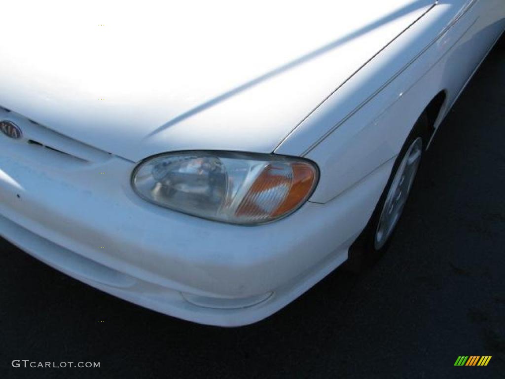 2000 Sephia  - White / Gray photo #4