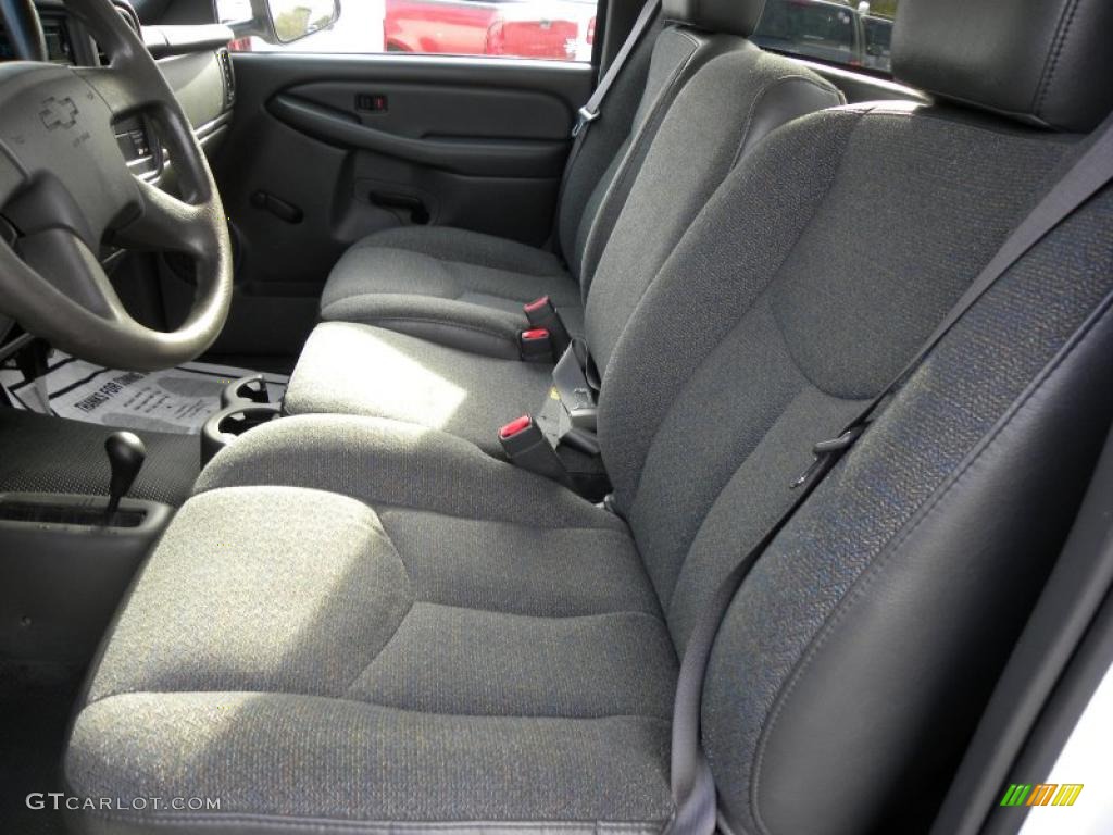 2004 Chevrolet Silverado 2500HD Regular Cab 4x4 interior Photo #41223195