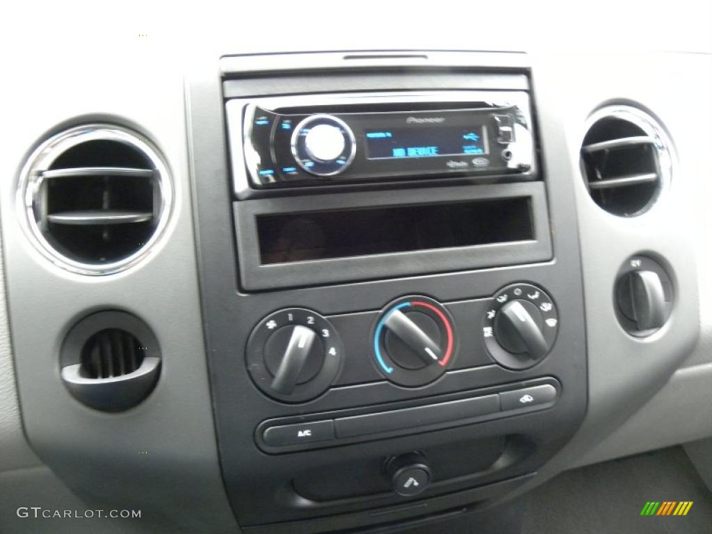 2005 F150 XLT SuperCrew - Dark Shadow Grey Metallic / Medium Flint Grey photo #20