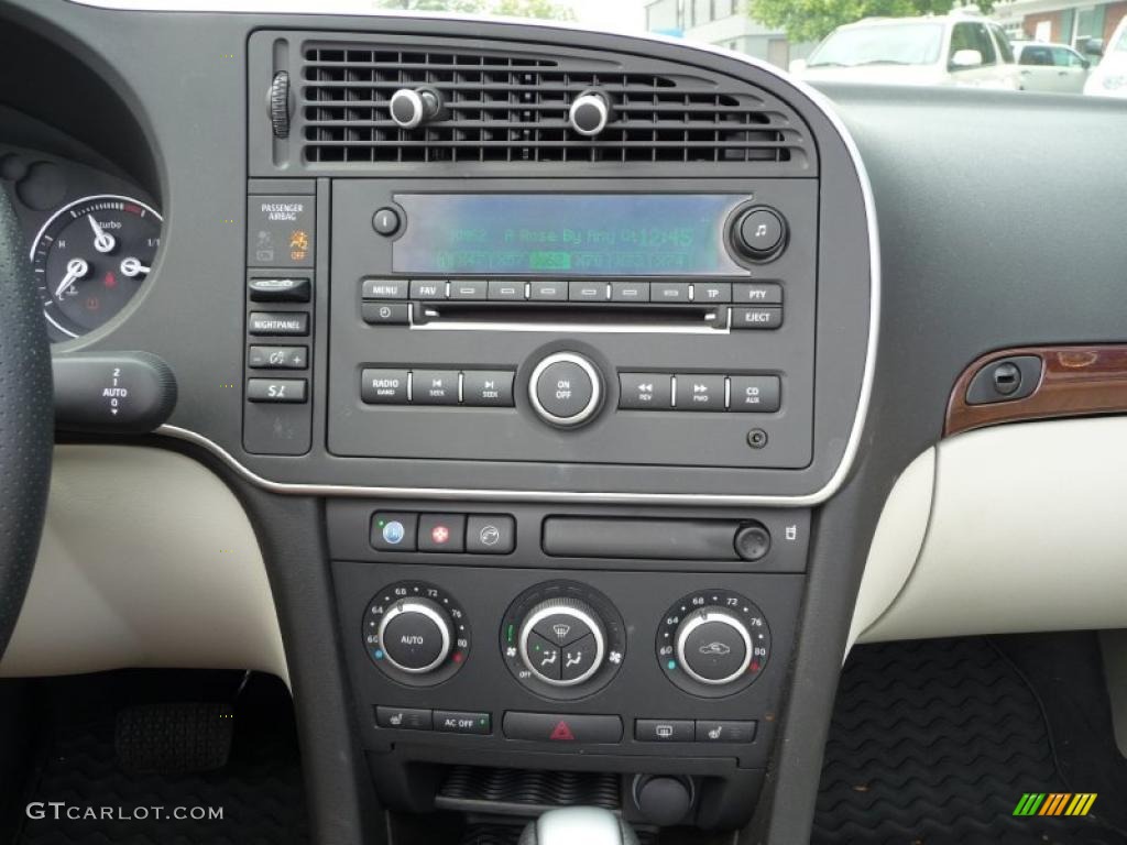 2009 Saab 9-3 2.0T Convertible Controls Photo #41225111