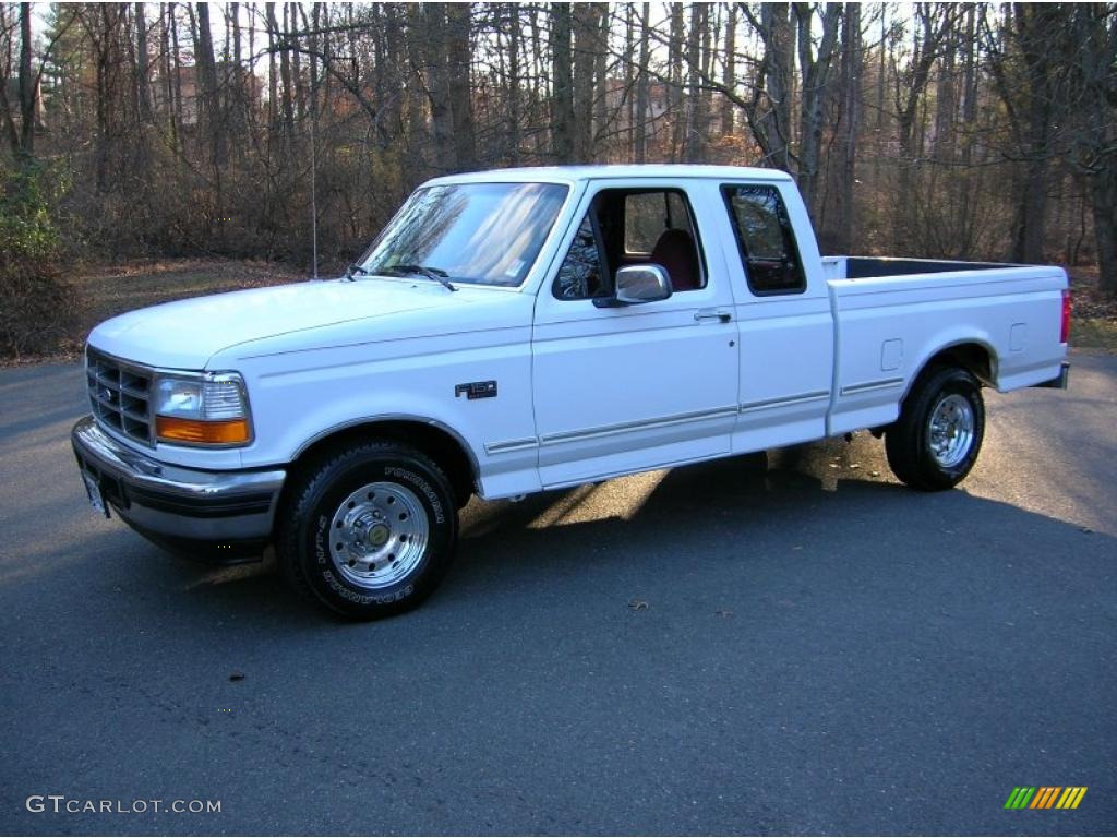 1996 F150 XLT Extended Cab - Oxford White / Ruby Red photo #1