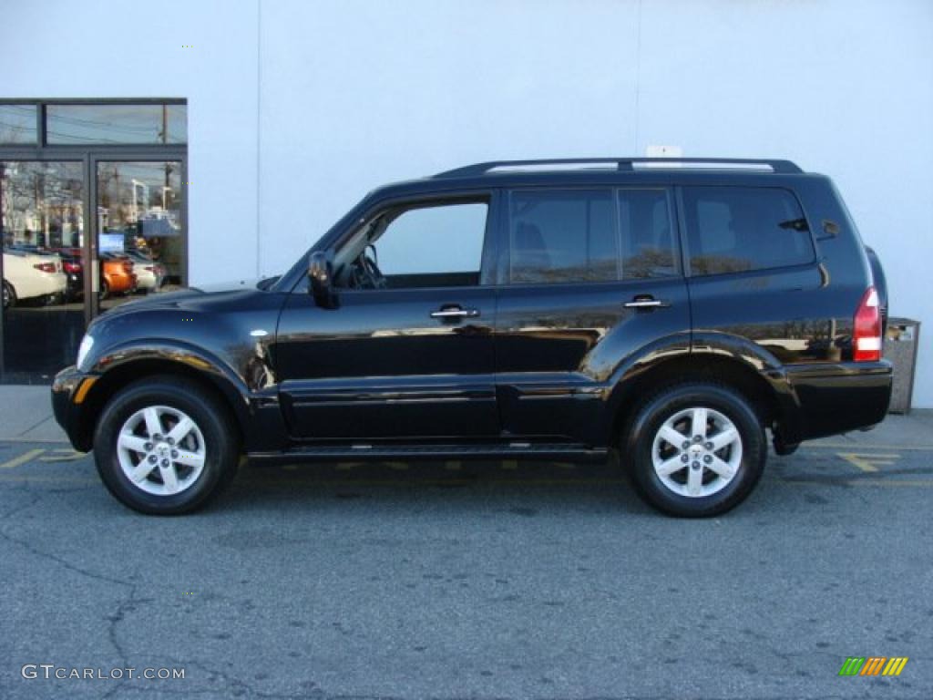 2006 Montero Limited 4x4 - Midnight Black / Charcoal photo #3