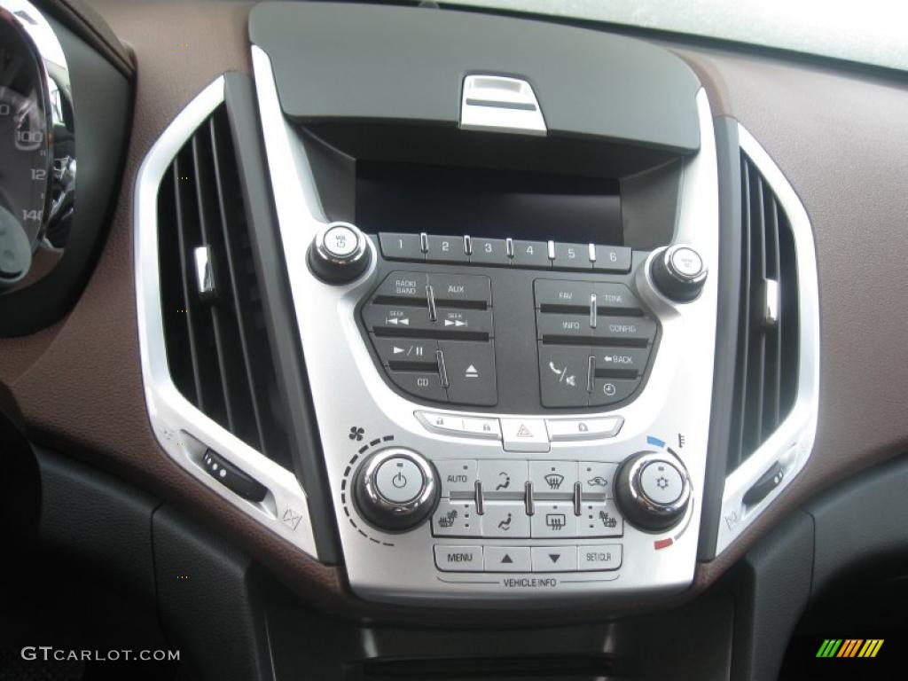 2011 GMC Terrain SLT AWD Controls Photo #41226703