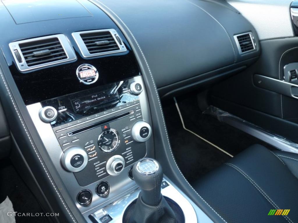 2011 Aston Martin DB9 Coupe Controls Photo #41227927