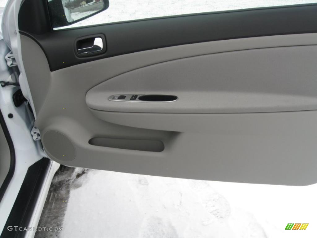 2010 Chevrolet Cobalt LT Coupe Gray Door Panel Photo #41229151
