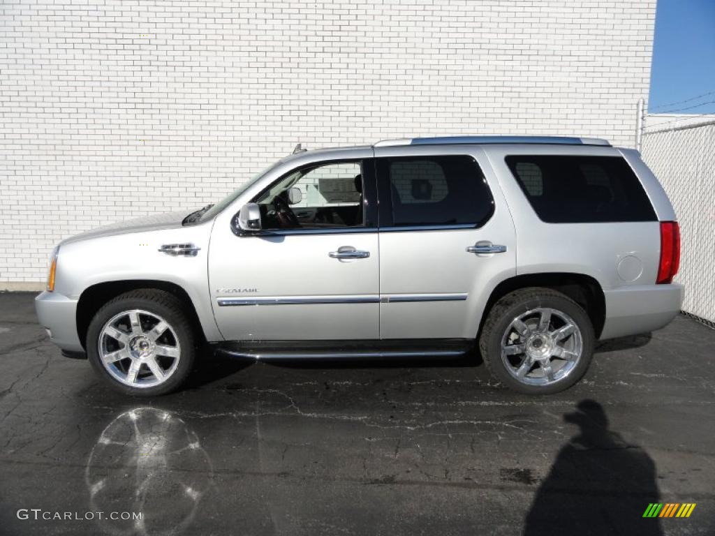 Silver Lining Metallic 2011 Cadillac Escalade Luxury AWD Exterior Photo #41229707