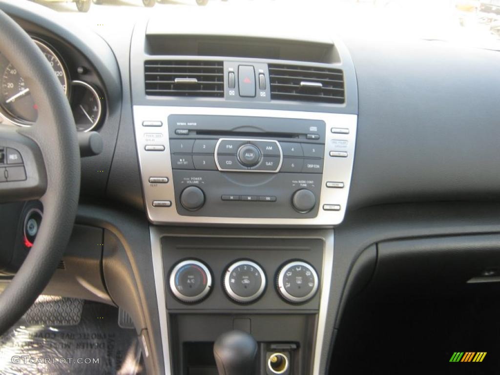 2011 Mazda MAZDA6 i Sport Sedan Controls Photo #41231399