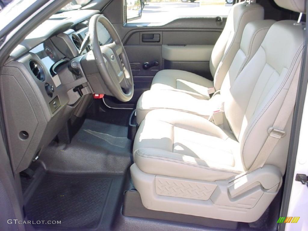 Medium Stone Interior 2010 Ford F150 XL Regular Cab Photo #41232315