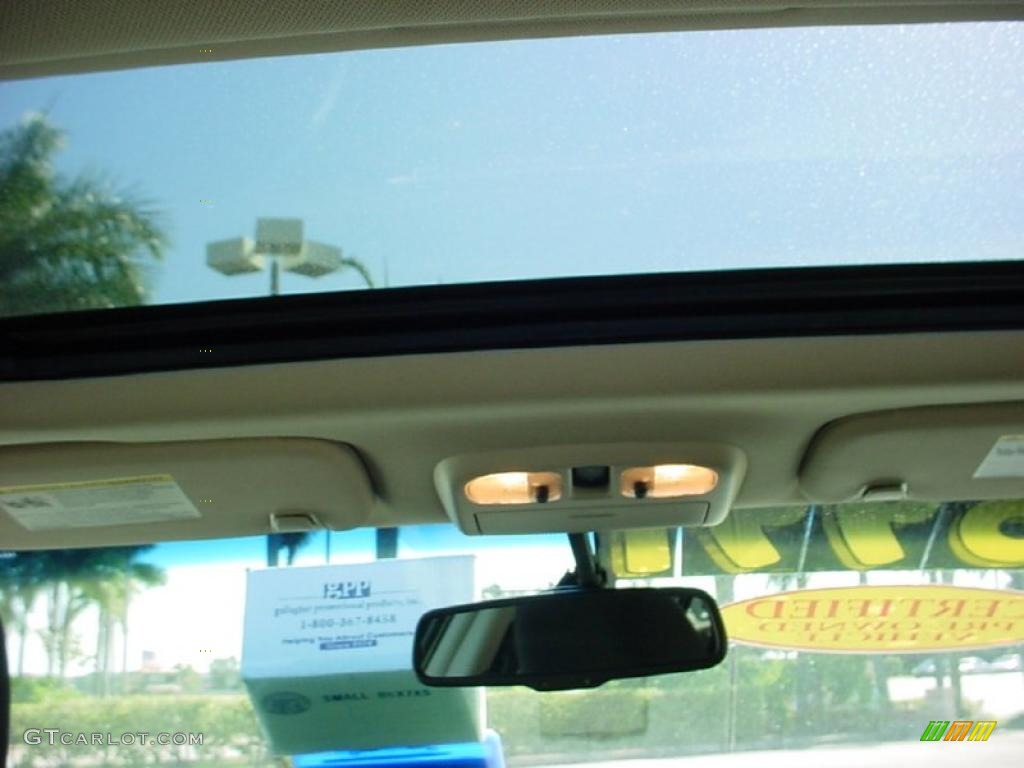 2010 Fusion Hybrid - Brilliant Silver Metallic / Charcoal Black photo #24