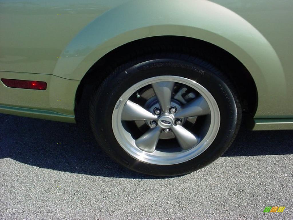 2006 Ford Mustang GT Premium Coupe Wheel Photo #41232879