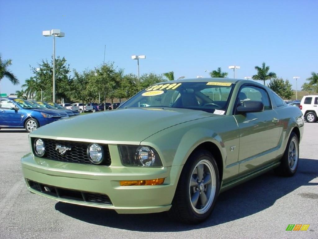 2006 Mustang GT Premium Coupe - Legend Lime Metallic / Light Parchment photo #13