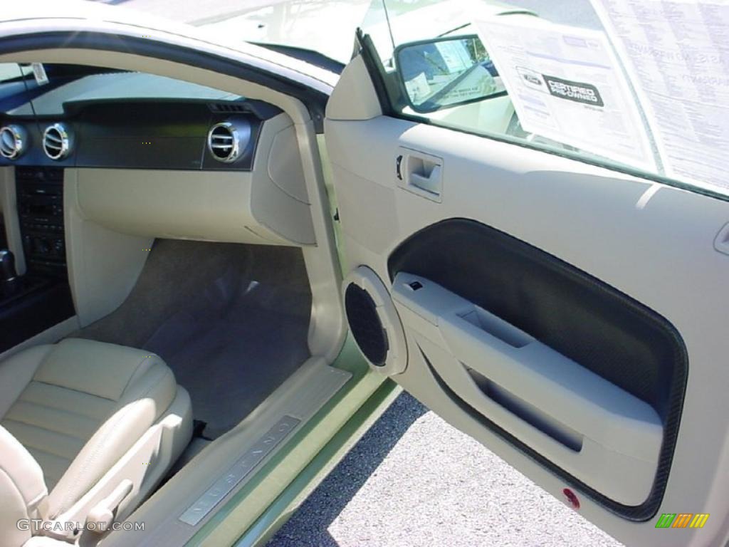 2006 Mustang GT Premium Coupe - Legend Lime Metallic / Light Parchment photo #18