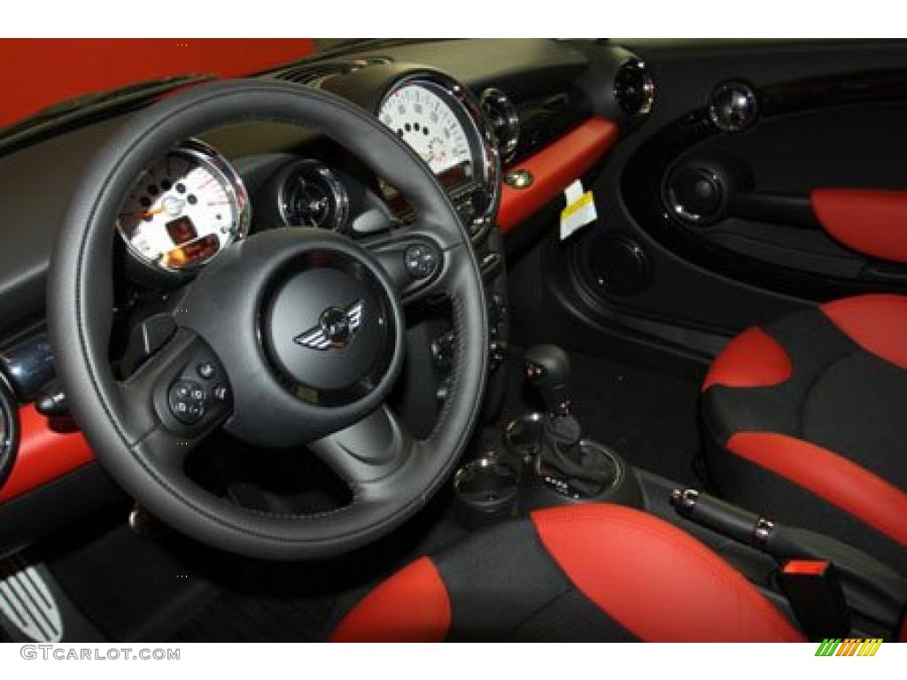 2011 Cooper S Hardtop - Chili Red / Rooster Red/Carbon Black photo #3