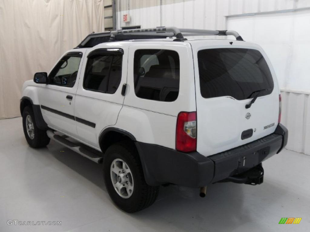 2000 Xterra SE V6 4x4 - Cloud White / Dusk photo #2