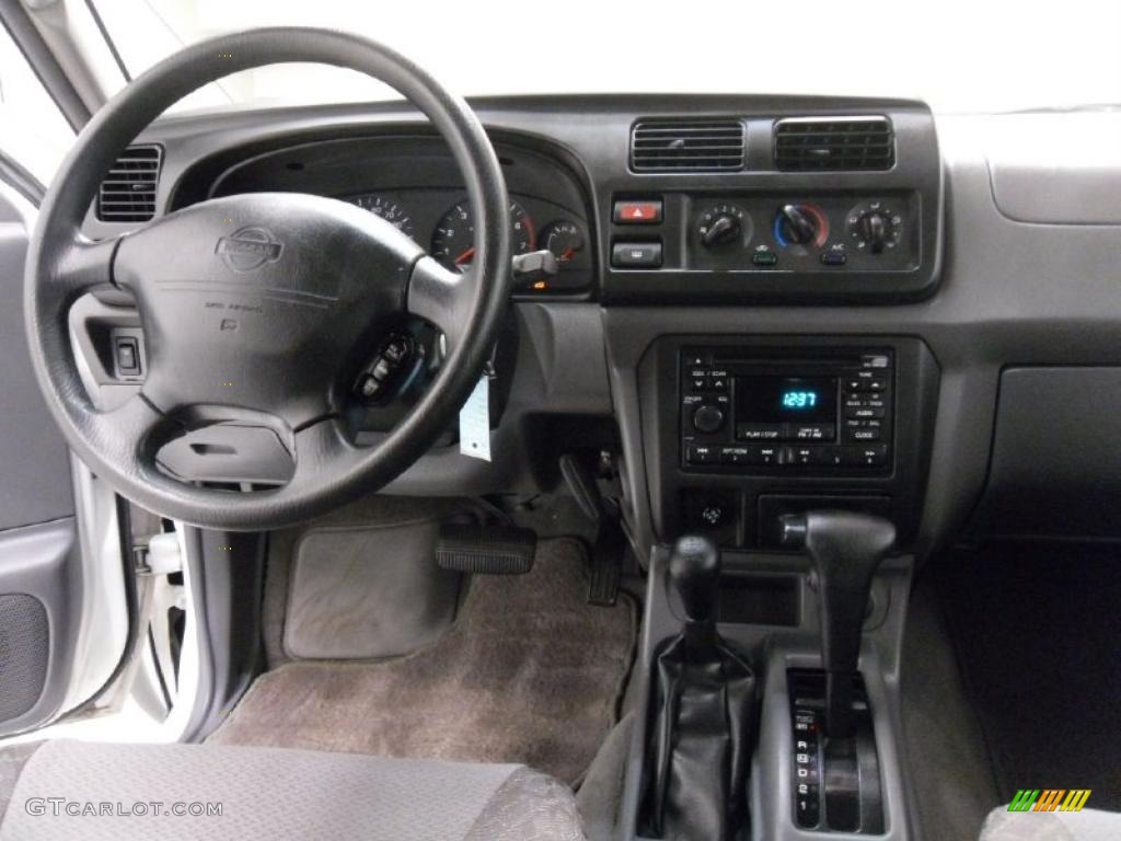 2000 Nissan Xterra SE V6 4x4 Dusk Dashboard Photo #41235735