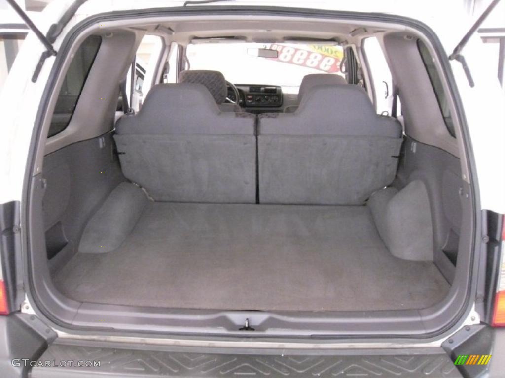 2000 Nissan Xterra SE V6 4x4 Trunk Photo #41235743