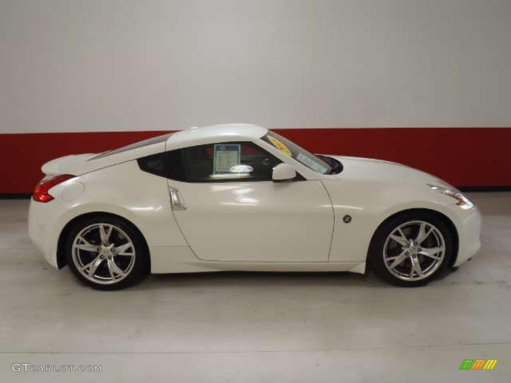 Pearl White 2009 Nissan 370Z Sport Touring Coupe Exterior Photo #41240832