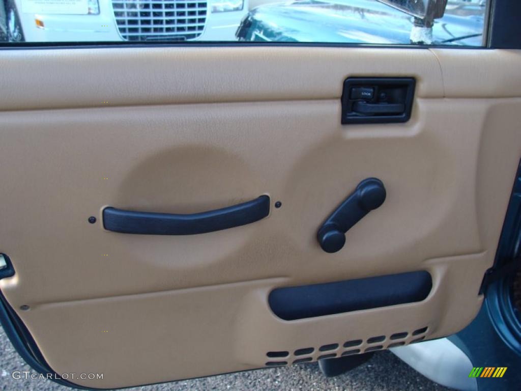 1997 Jeep Wrangler Sport 4x4 Tan Door Panel Photo #41241844