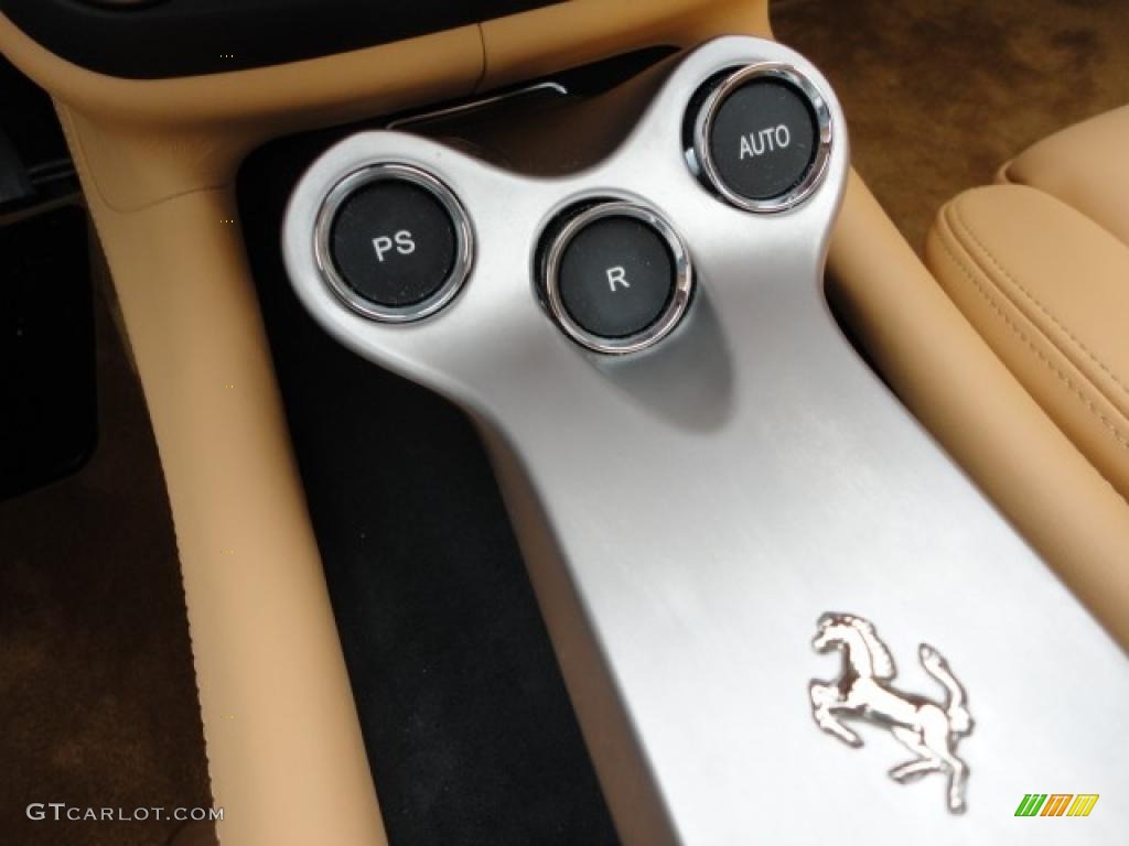 2010 Ferrari California Standard California Model Controls Photo #41245301