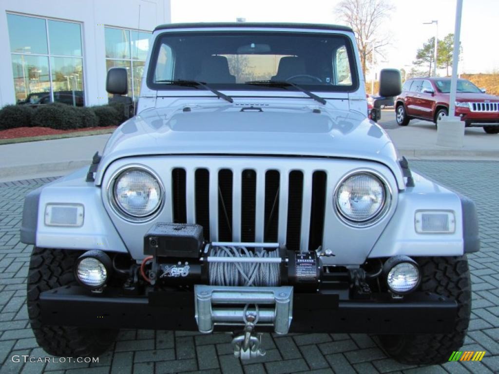 2006 Wrangler SE 4x4 - Bright Silver Metallic / Dark Slate Gray photo #8