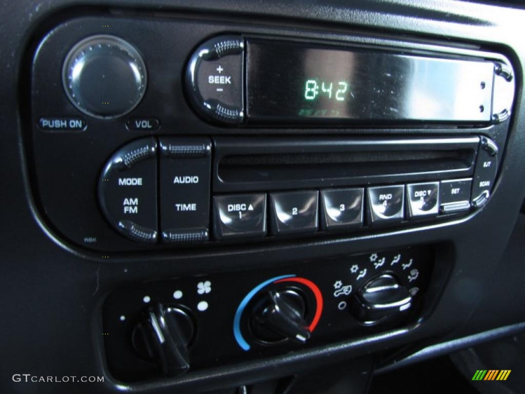2006 Jeep Wrangler SE 4x4 Controls Photo #41246673