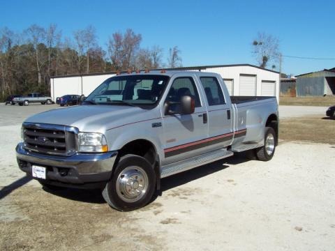 2004 Ford F450 Super Duty XL Crew Cab 4x4 Dually Data, Info and Specs
