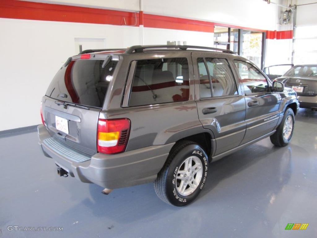 2002 Grand Cherokee Laredo 4x4 - Graphite Metallic / Dark Slate Gray photo #4