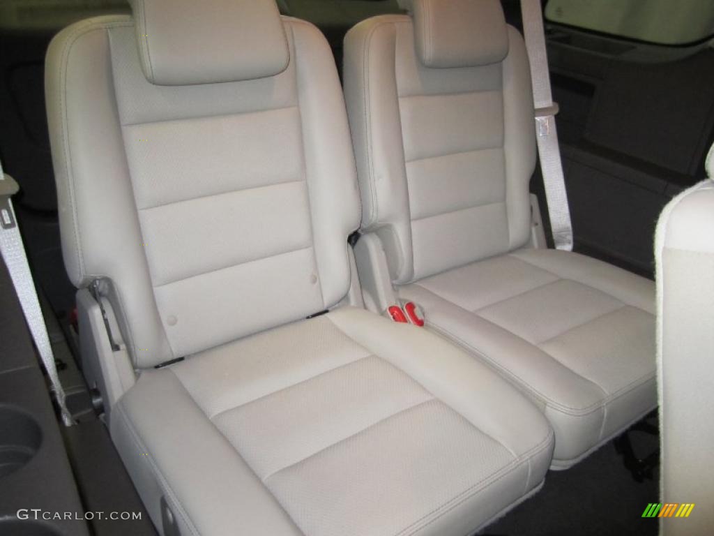 Medium Light Stone Interior 2008 Ford Taurus X SEL AWD Photo #41248425