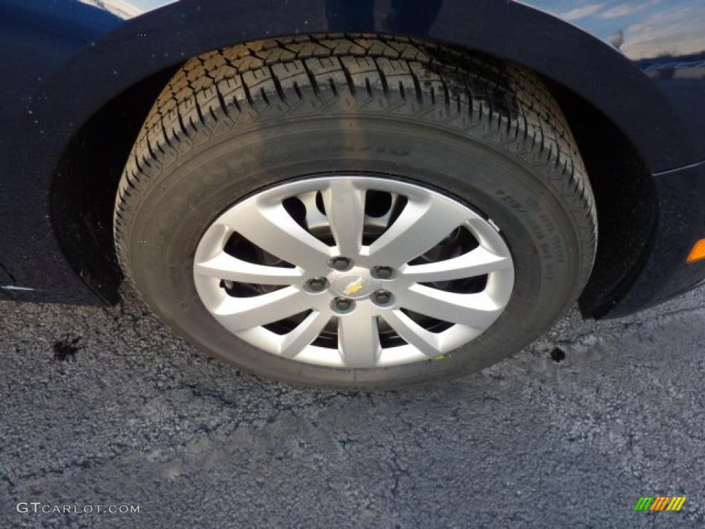 2011 Chevrolet Cruze LS Wheel Photo #41252833