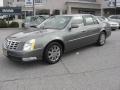 Front 3/4 View of 2006 DTS Luxury