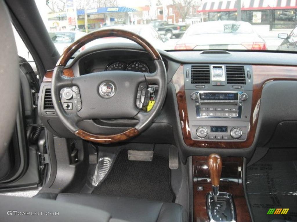 2006 Cadillac DTS Luxury Ebony Black Dashboard Photo #41253473