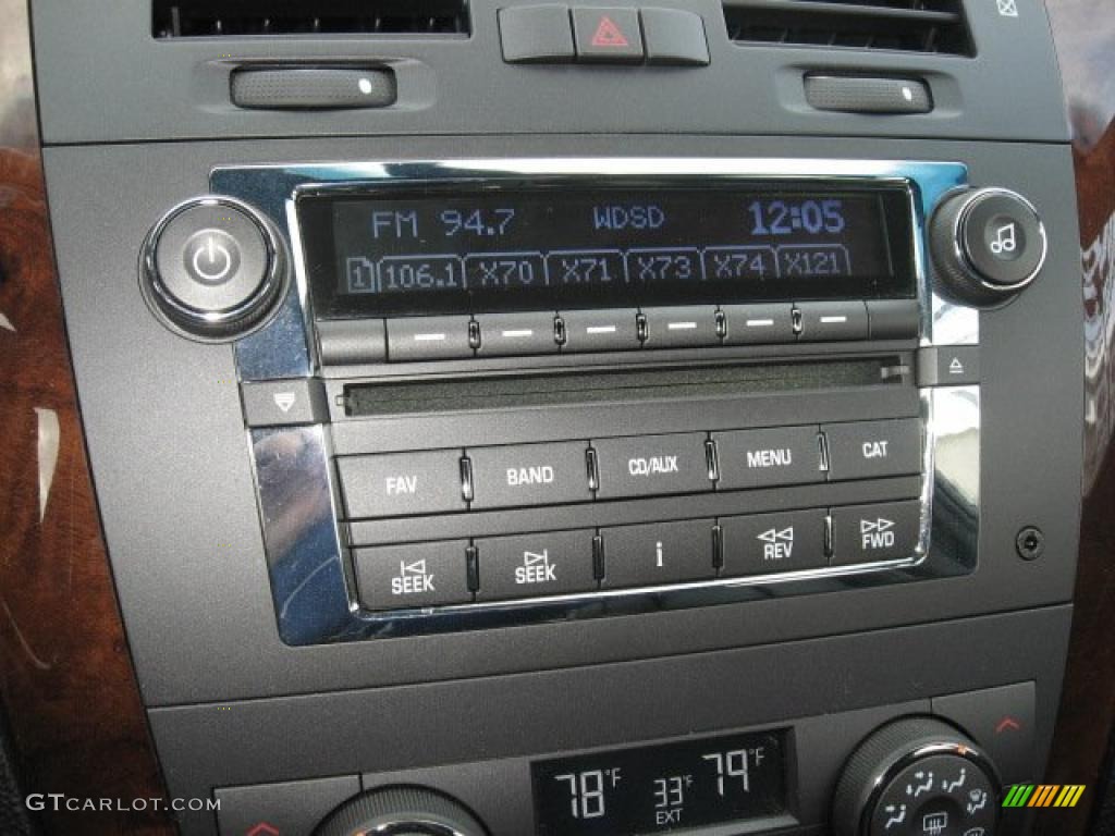 2006 Cadillac DTS Luxury Controls Photo #41253709