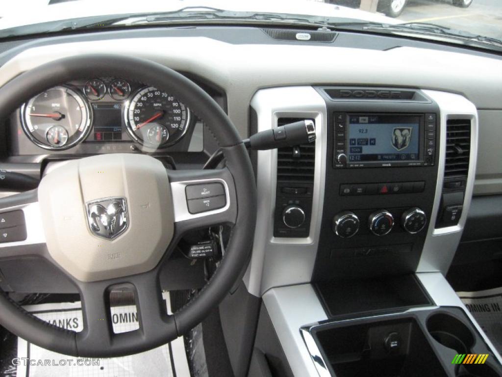 2011 Dodge Ram 3500 HD SLT Regular Cab 4x4 Dually Dashboard Photos