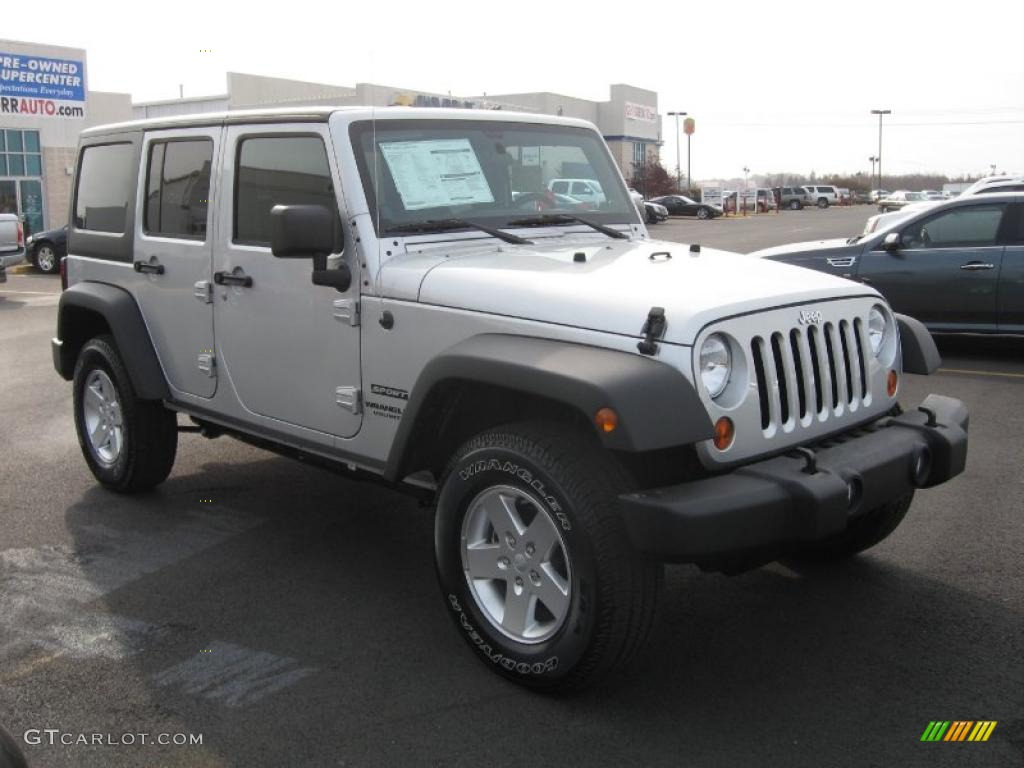 Bright Silver Metallic 2011 Jeep Wrangler Unlimited Sport 4x4 Exterior Photo #41253901