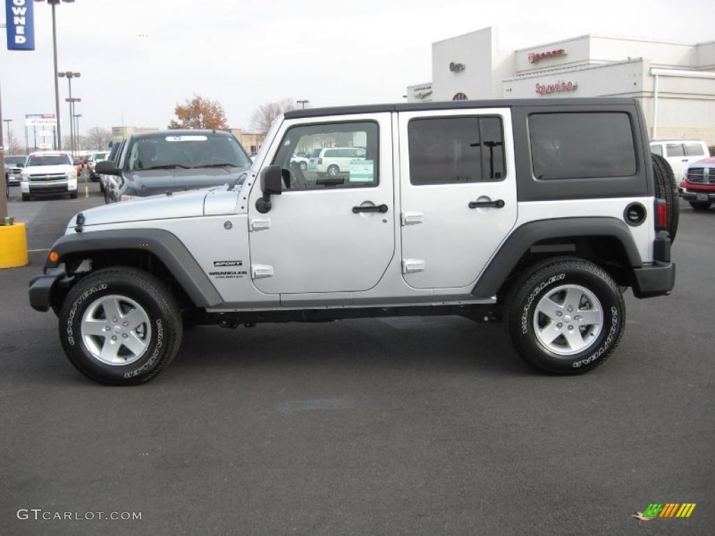 Bright Silver Metallic 2011 Jeep Wrangler Unlimited Sport 4x4 Exterior Photo #41253969