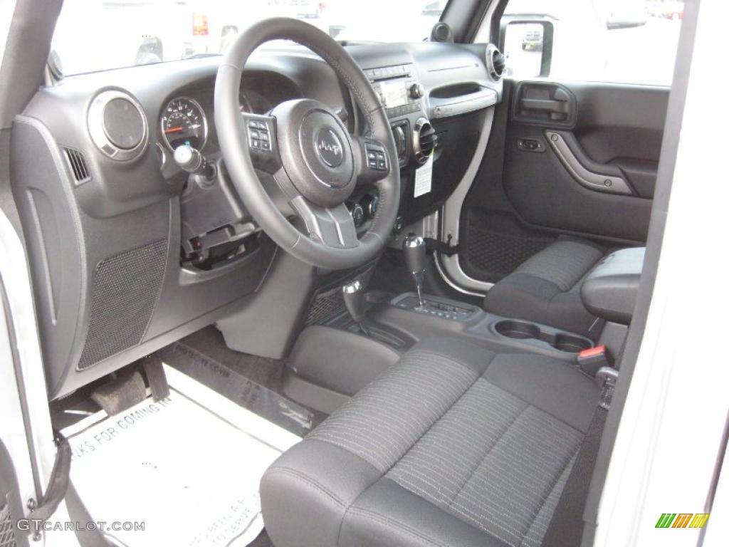 2011 Jeep Wrangler Unlimited Sport 4x4 Black Dashboard Photo #41254021