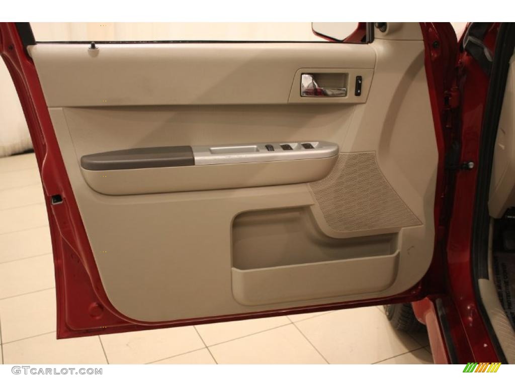 2008 Mariner V6 Premier 4WD - Vivid Red Metallic / Cashmere photo #5