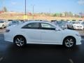 Super White - Camry SE Photo No. 6